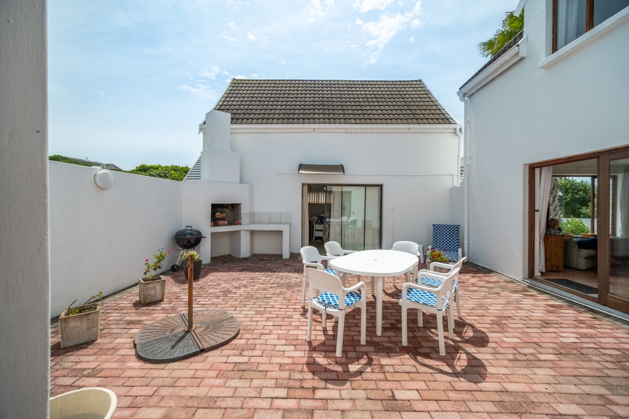 4 Bedroom Property for Sale in St Francis Bay Village Eastern Cape